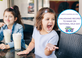 kids drinking milkshakes