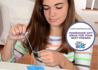 girl making friendship bracelet