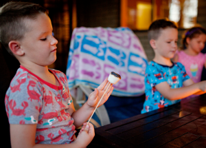 kids making smores